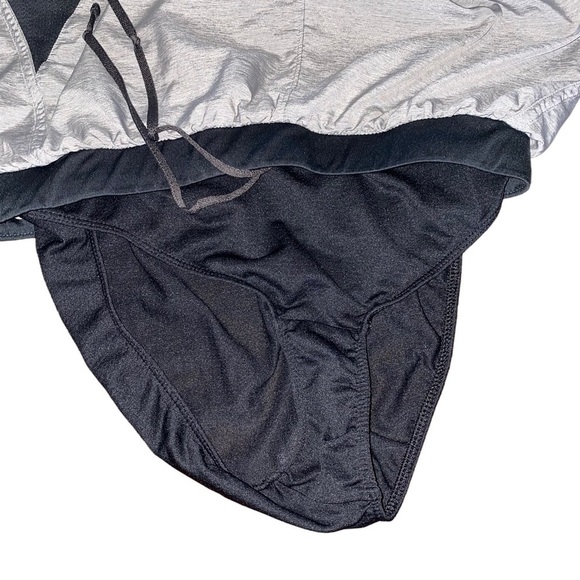 Women’s Under Armour Heatgear Loose Fit Running Shorts Gray Size Small - Picture 5 of 5